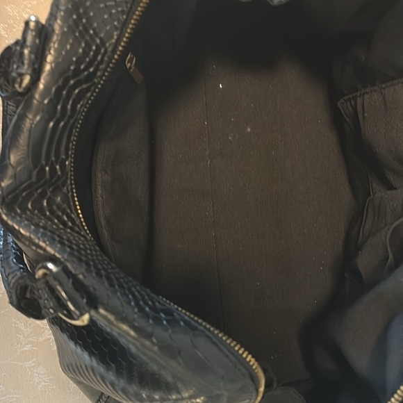 No brand label fake snake skin black women’s purse 👜 - Picture 6 of 7